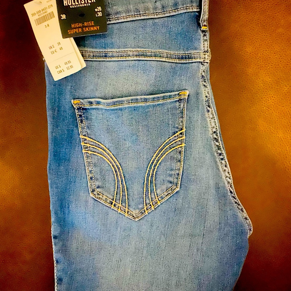 NWT** Hollister Jeans size 3R